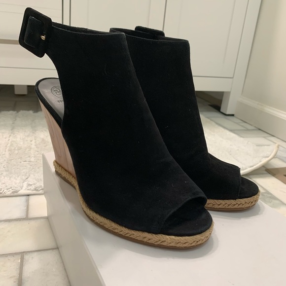 Tory Burch Peep Toe Wedge - Picture 15 of 17